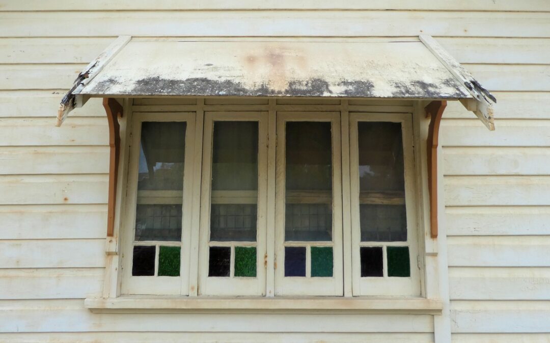 Dangers of Having Old Windows if You Use Window AC Units in Summer