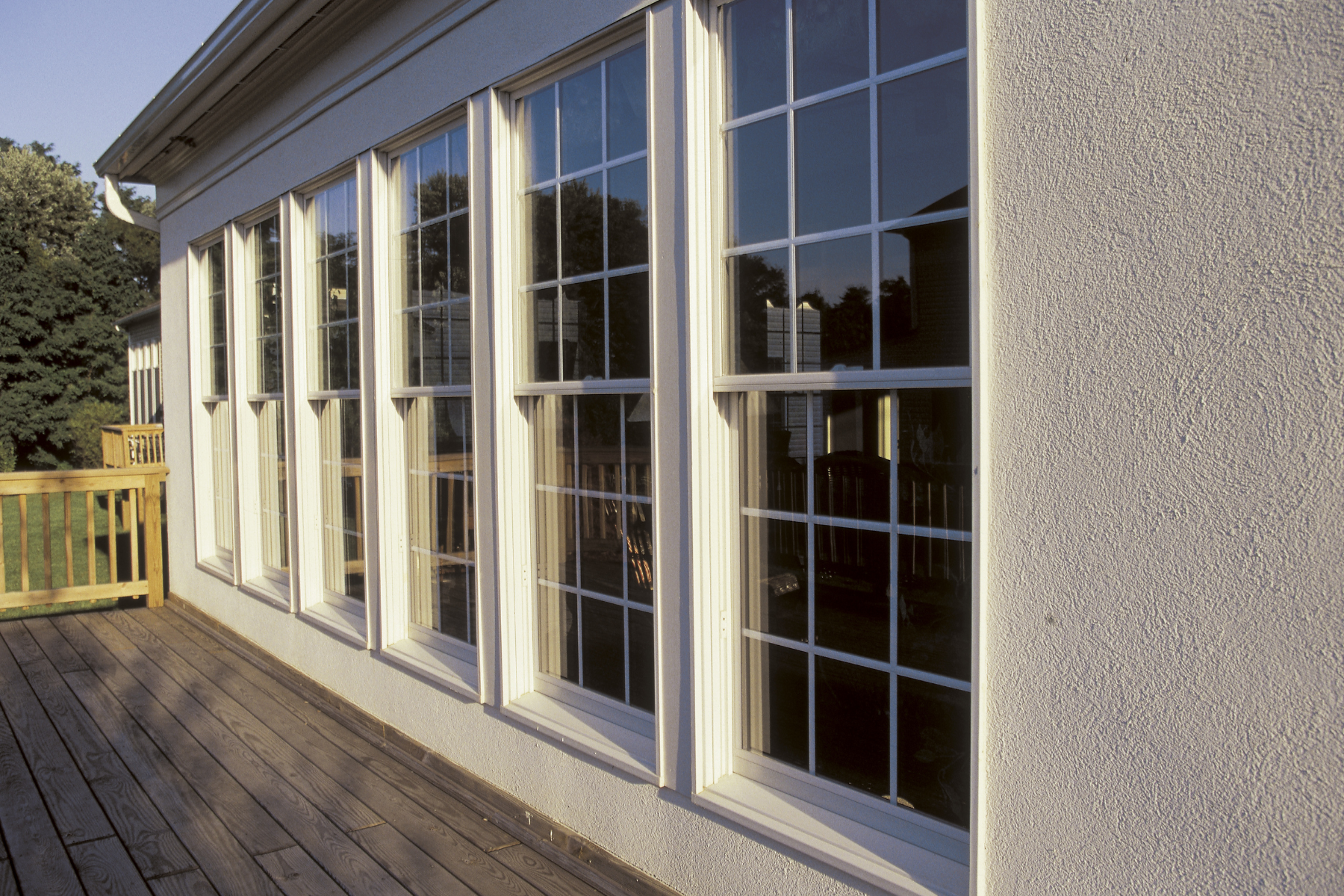 Tips for Outdoor Spring Cleaning for Windows and Siding
